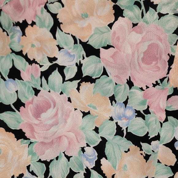 Jonathan Martin Pink and Blue Floral Blouse - Picture 3 of 5